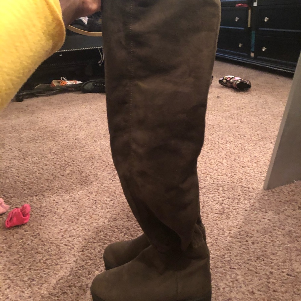 2 pairs of Over the knee boots